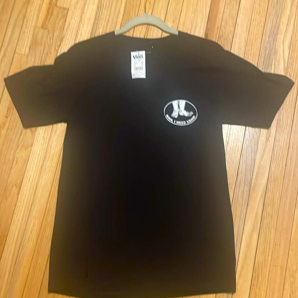 NWTs black Vans men’s small tee shirt